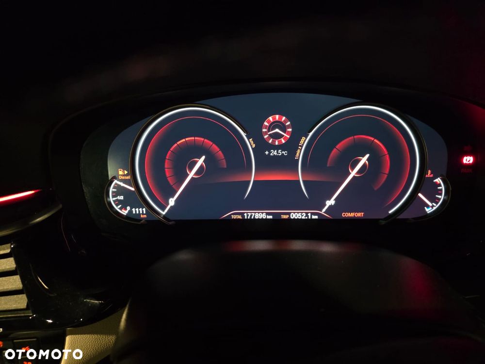 BMW Seria 5 520d xDrive mHEV M Sport sport - 13