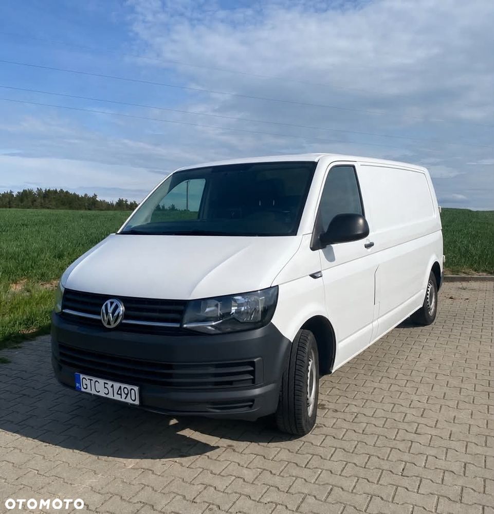 Volkswagen Transporter - 1