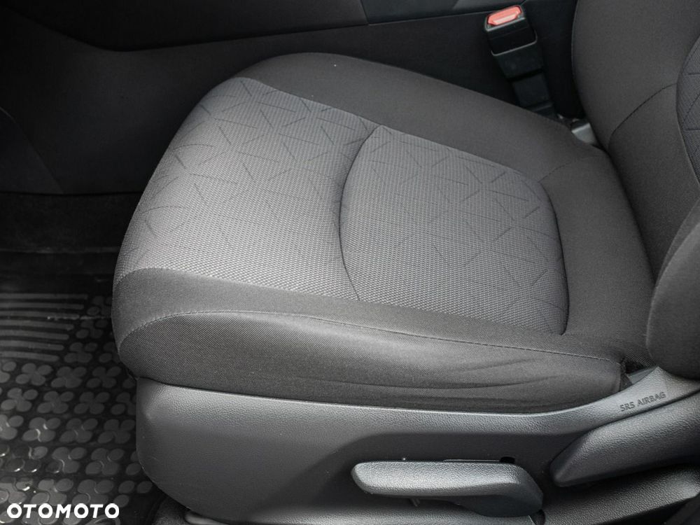 Toyota RAV4 - 11