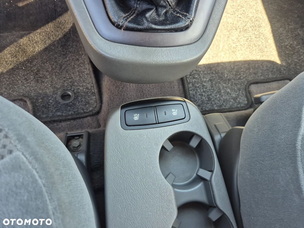 Hyundai Tucson 2.0 CRDi 2WD GLS - 12
