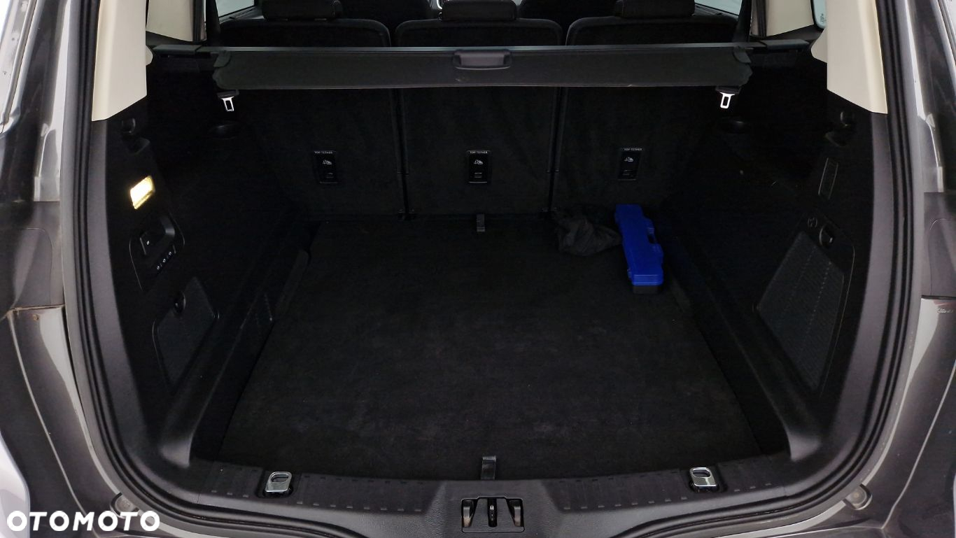 Ford S-Max - 25