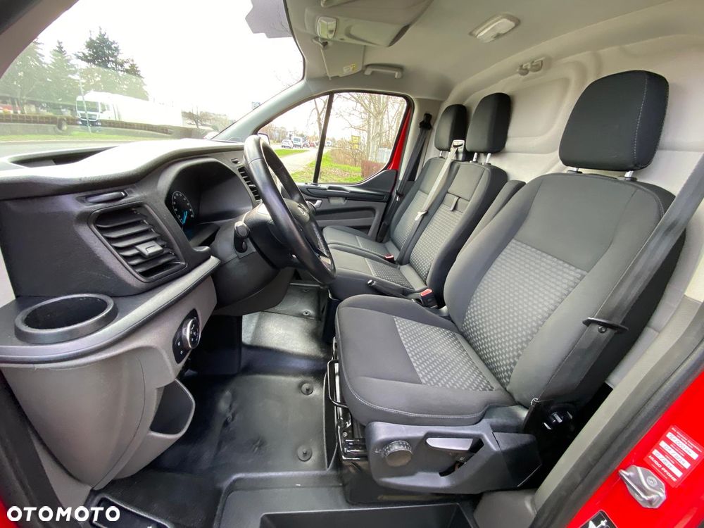 Ford TRANSIT CUSTOM L2H1 2,0 TDCI 130KM TYLKO 143.000 KM - 30