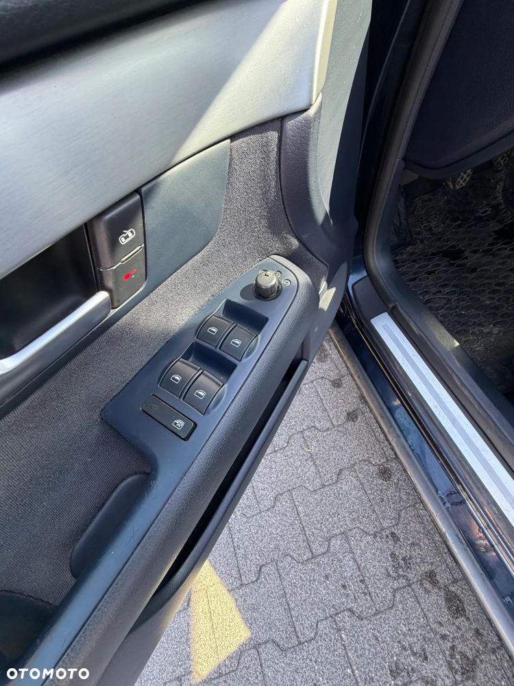 Audi A4 Avant 1.8T - 12