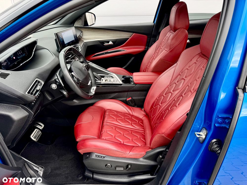 Peugeot 3008 1.6 PureTech Hybrid4 PHEV GT S&S EAT8 - 7