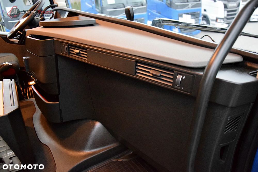 Volvo FH 540 / 6X2 / CAŁY NA PODUSZKACH /  OŚ SKRĘTNA PODNOSZONA  / HDS HIAB K177 PRO / ROTATOR / SKRZYNIA 6,7 M  / - 36