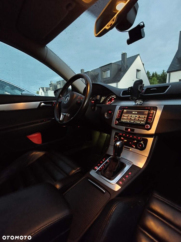 Volkswagen Passat 2.0 TDI DPF Highline DSG - 18