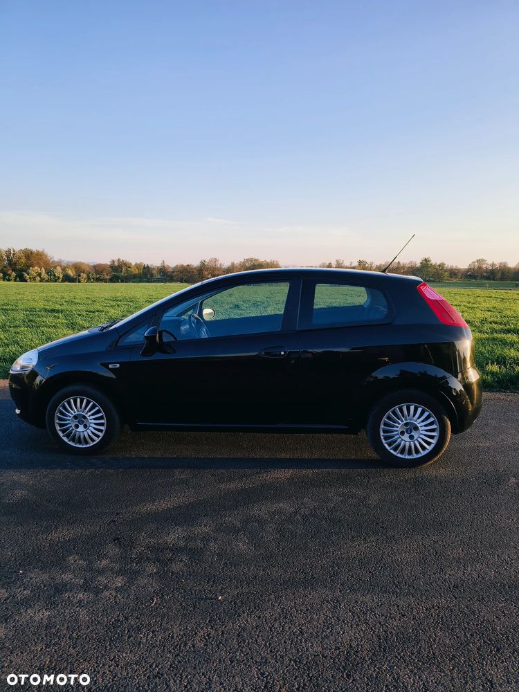 Fiat Grande Punto - 8