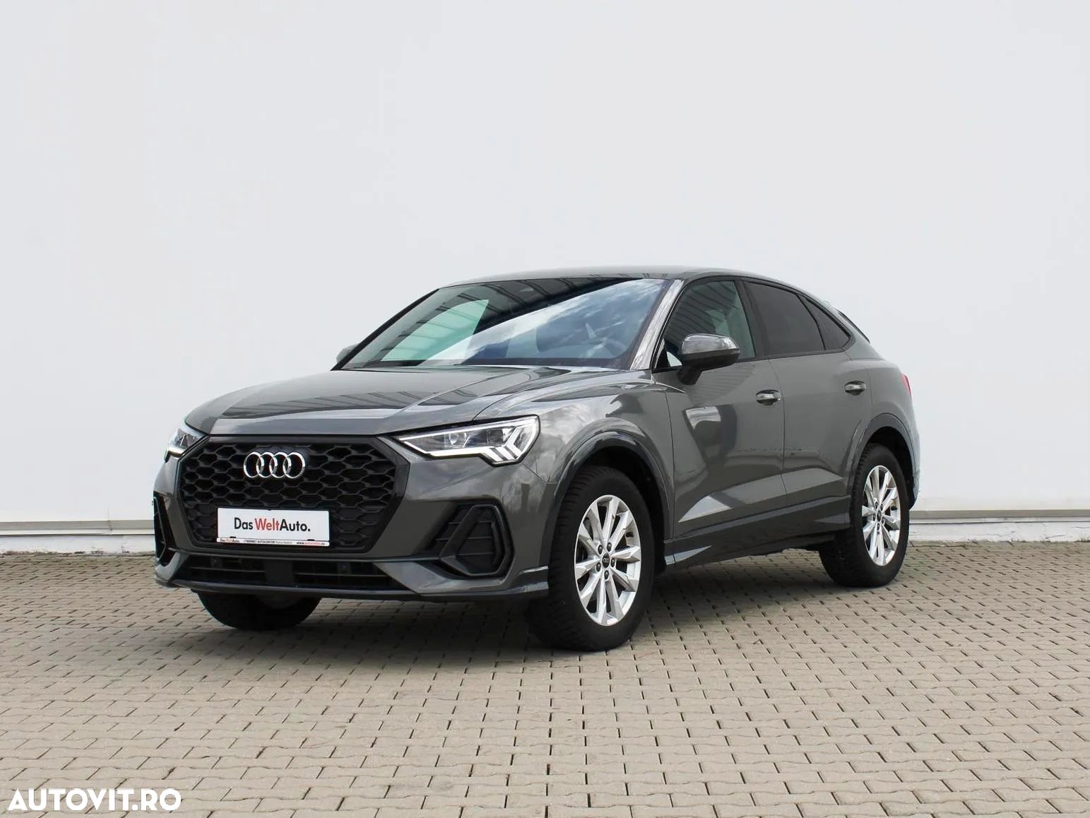 Audi Q3 Sportback 1.5 35 TFSI S tronic S Line - 1