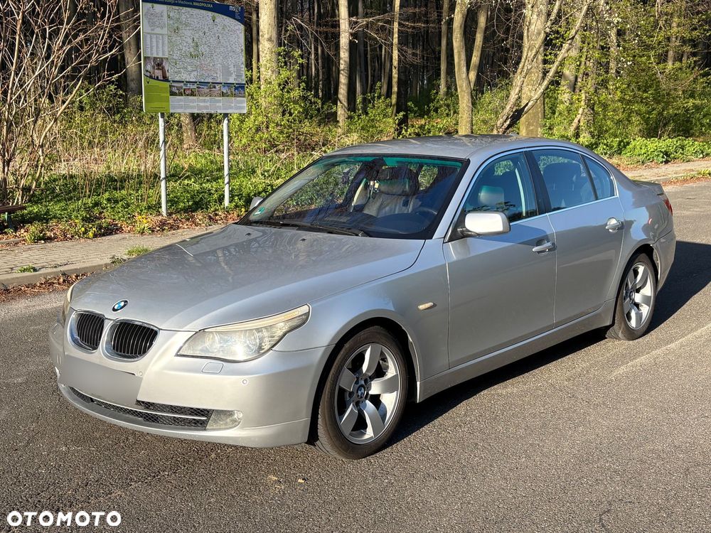 BMW Seria 5 525d - 2