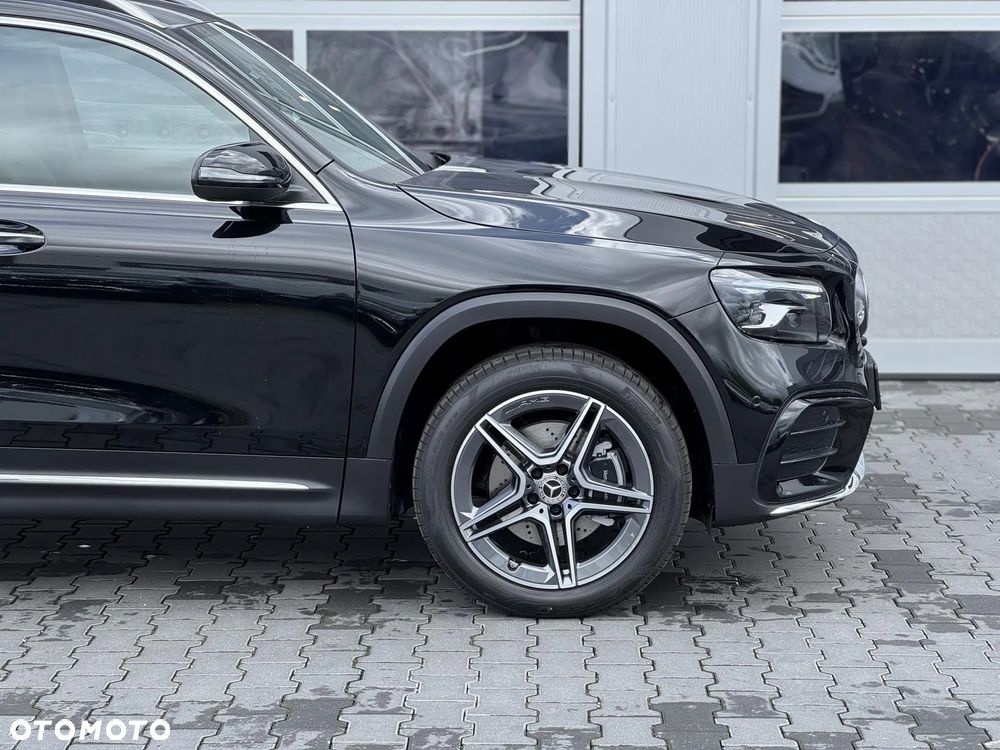 Mercedes-Benz GLB 200 AMG Line 7G-DCT - 8