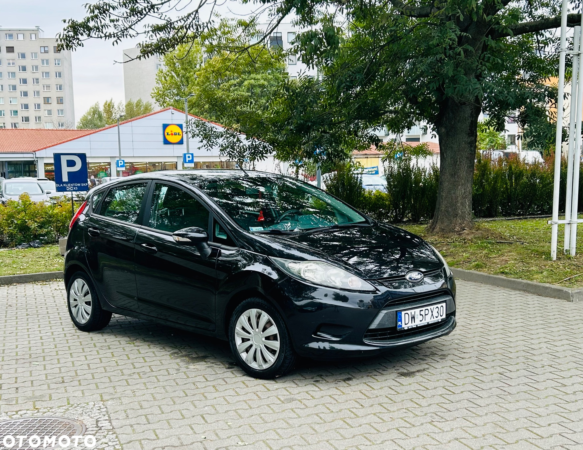 Ford Fiesta 1.25 Ambiente - 2