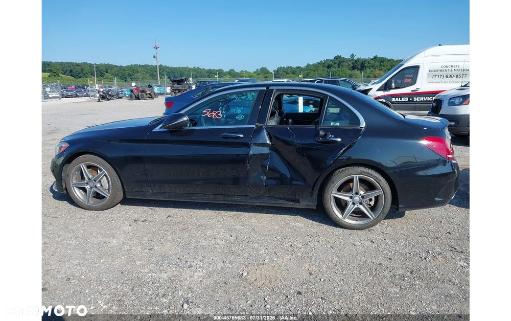 Mercedes-Benz Klasa C 300 7G-TRONIC AMG Line - 10