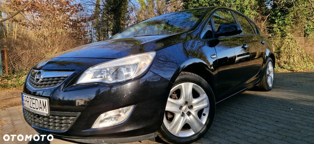 Opel Astra - 2