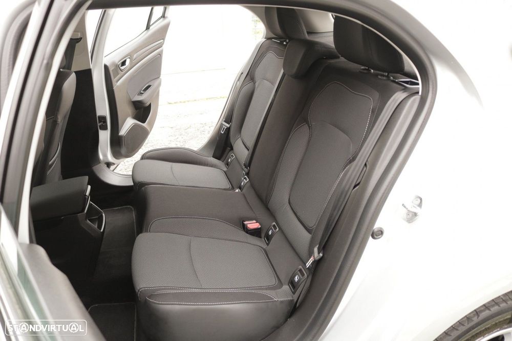 Renault Mégane 1.5 Blue dCi Zen - 22