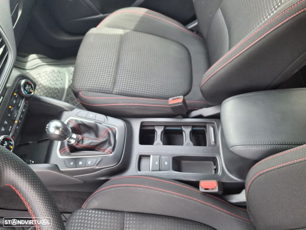 Ford Focus 1.0 EcoBoost MHEV ST-Line - 20