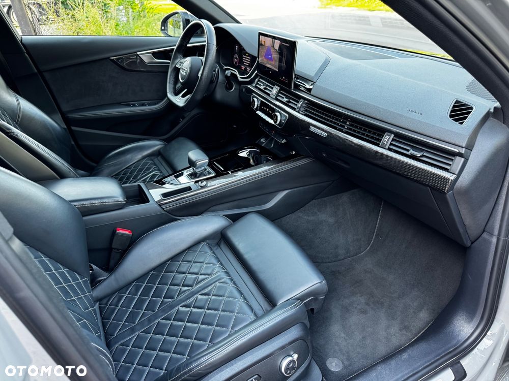 Audi A4 Avant 45 TDI quattro tiptronic S line - 30