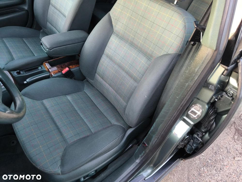 Audi A6 Allroad - 11