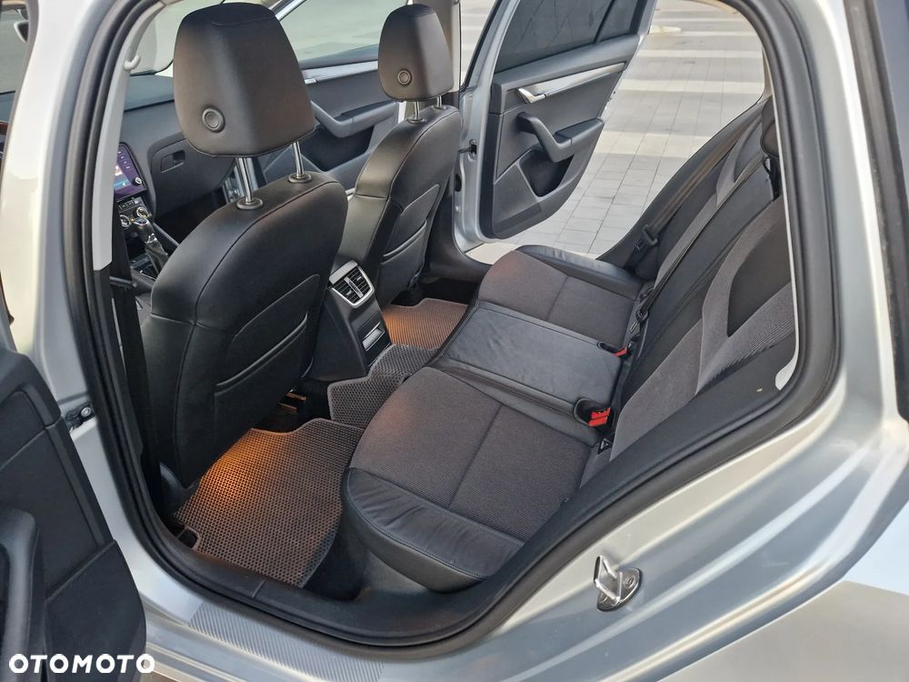 Skoda Octavia 1.6 TDI Style - 16