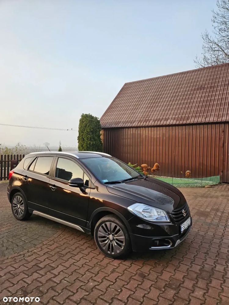 Suzuki SX4 S-Cross 1.6 Premium - 1