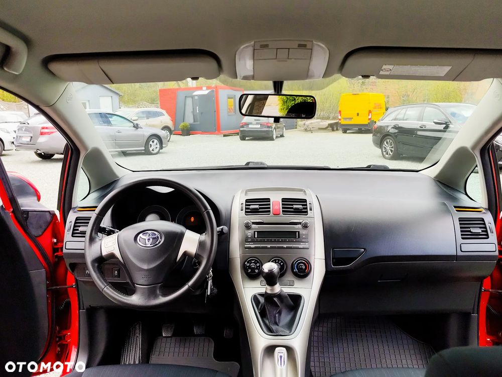 Toyota Auris 1.4 VVT-i Sol - 13