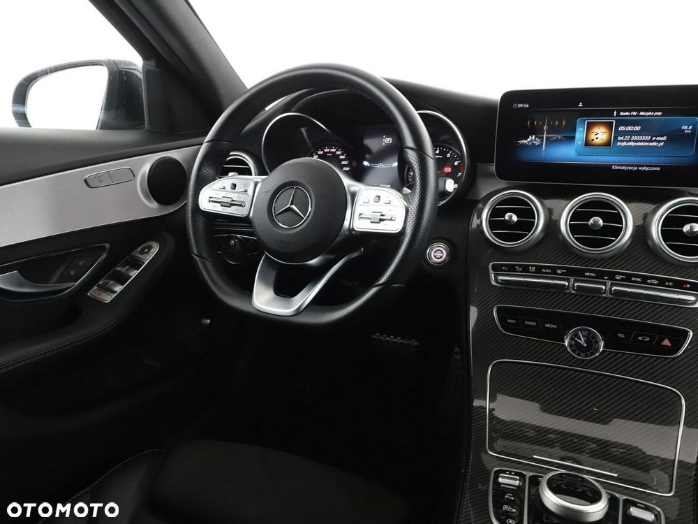 Mercedes-Benz Klasa C 300 9G-TRONIC AMG Line - 17