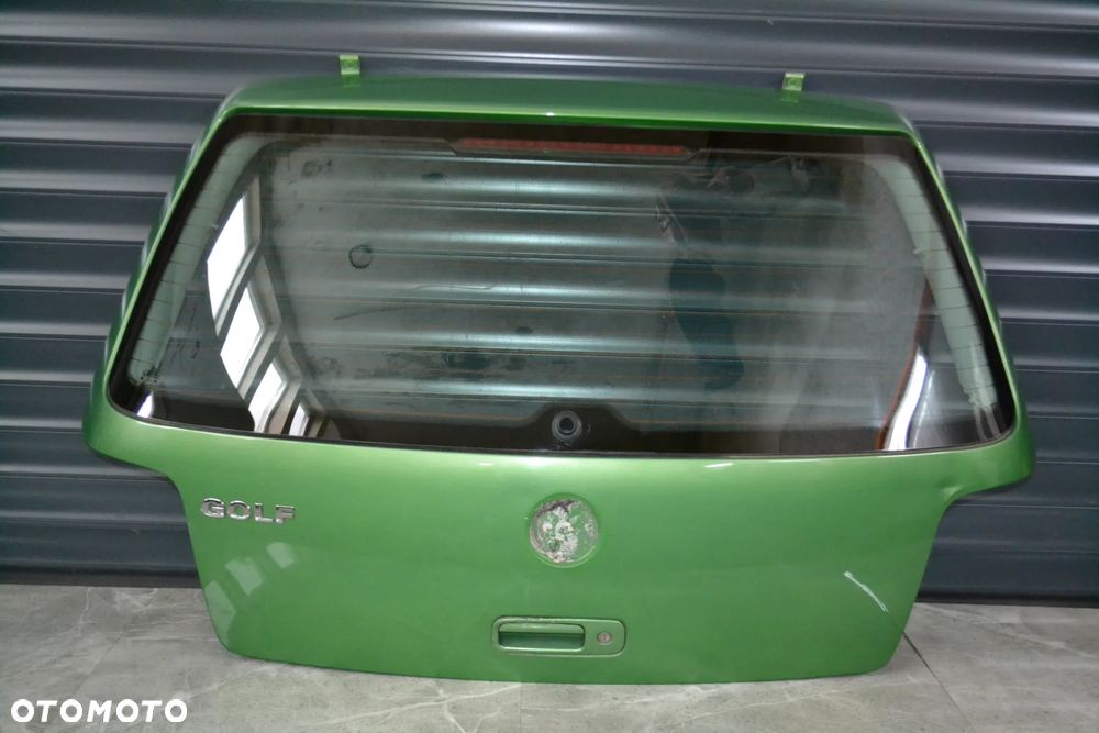 VW GOLF IV HB KLAPA BAGAŻNIKA GOŁA Z SZYBĄ LA6P POMORSKIE - 2