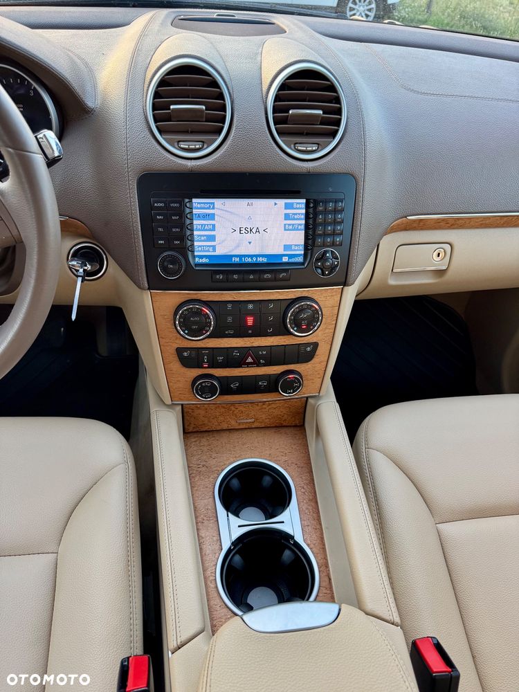 Mercedes-Benz GL 320 CDI - 15
