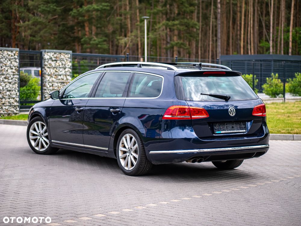Volkswagen Passat 2.0 TDI Highline - 12
