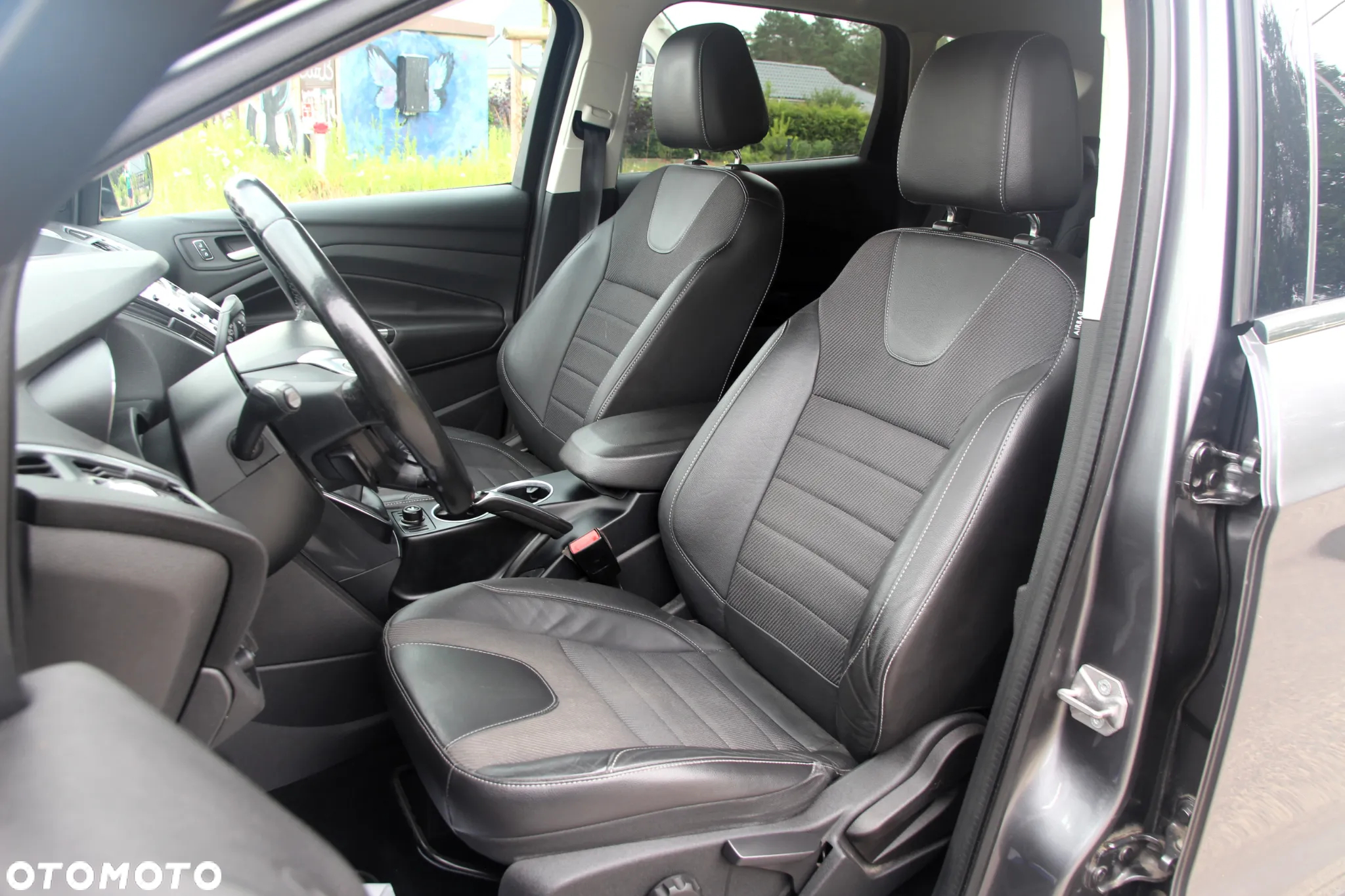 Ford Kuga 2.0 TDCi 4x4 Titanium - 25