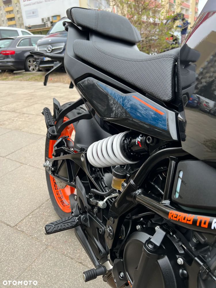 KTM Duke - 19