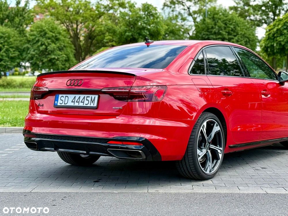 Audi A4 Limousine - 13