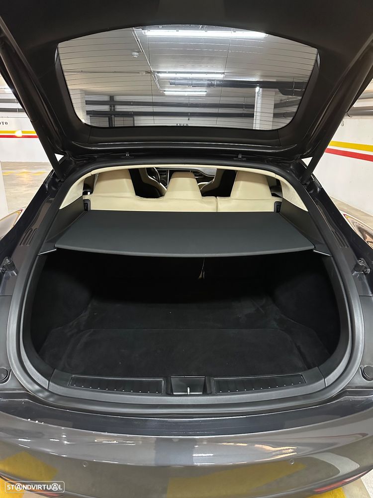 Tesla Model S P85D - 14