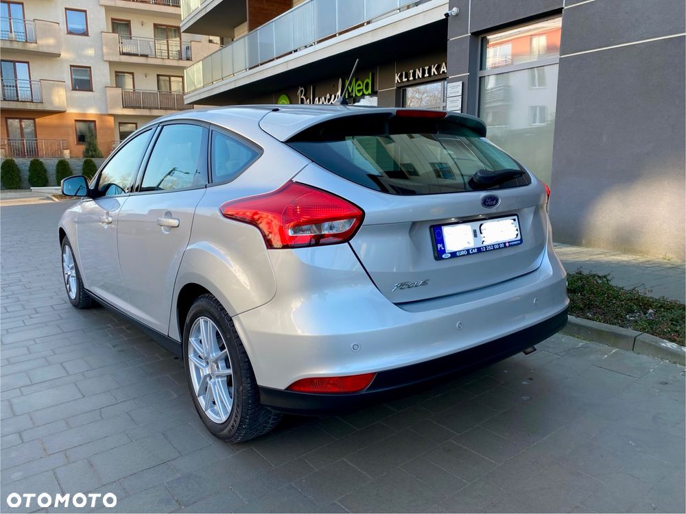 Ford Focus 1.6 Trend - 5
