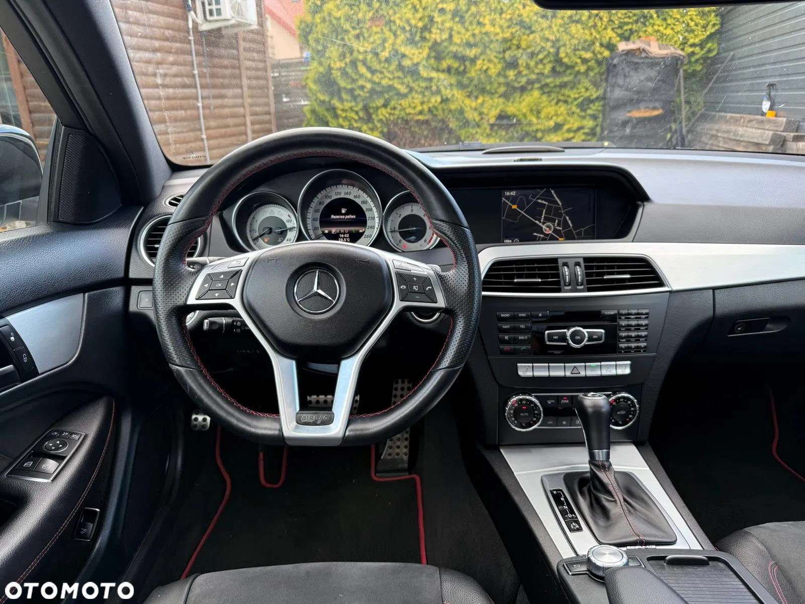 Mercedes-Benz Klasa C 250 CDI DPF Coupe Sport 7G-TRONIC - 19