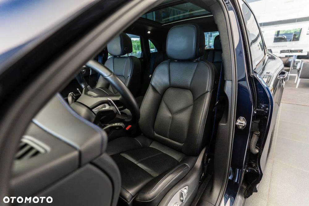 Porsche Macan - 10