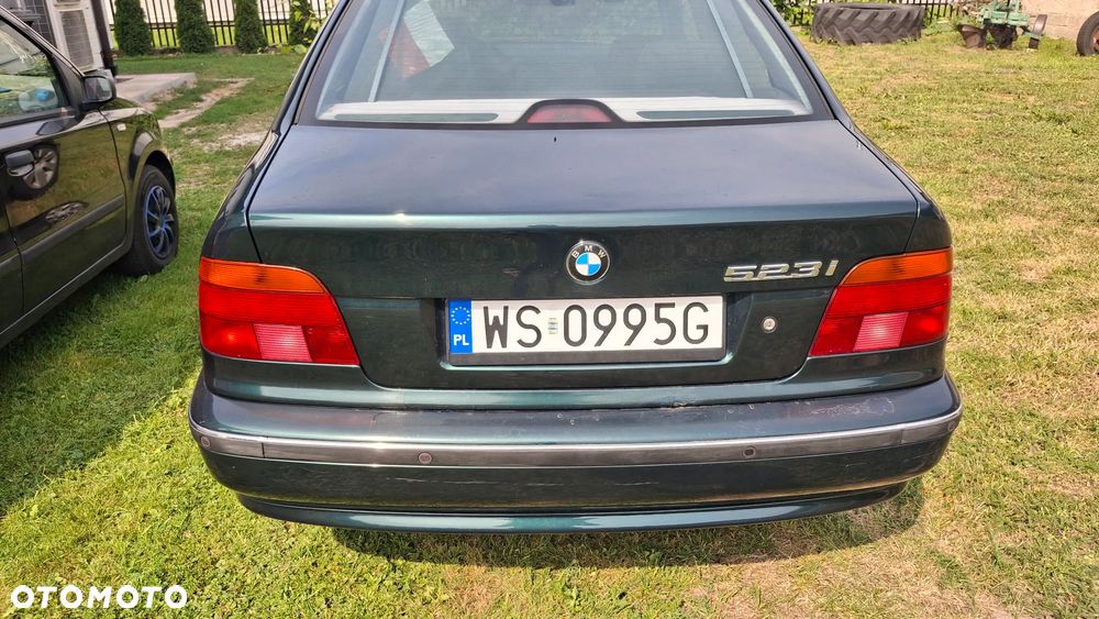 BMW Seria 5 - 12