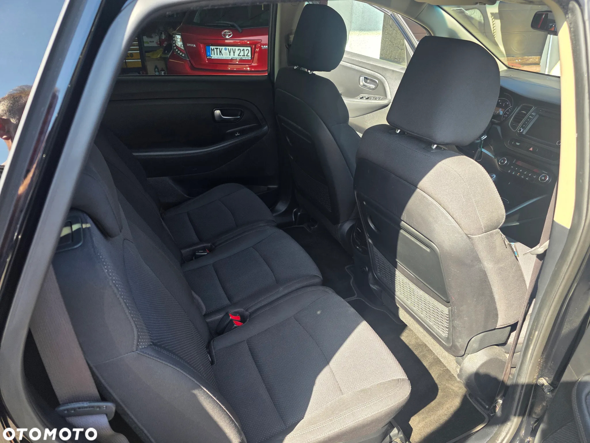 Kia Carens 1.7 CRDi 115 Fifa World Cup Edition - 12