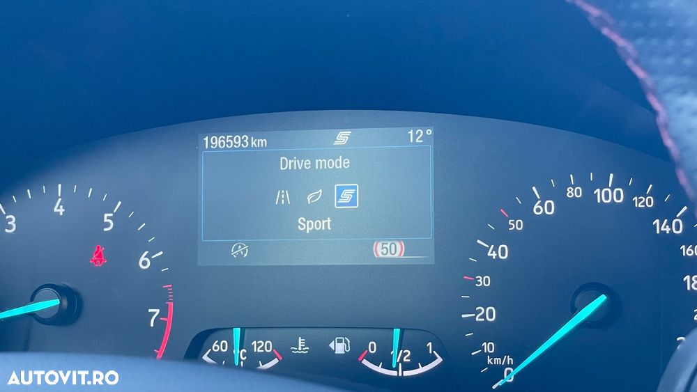 Ford Focus 1.0 EcoBoost Start-Stopp-System ST-LINE - 31
