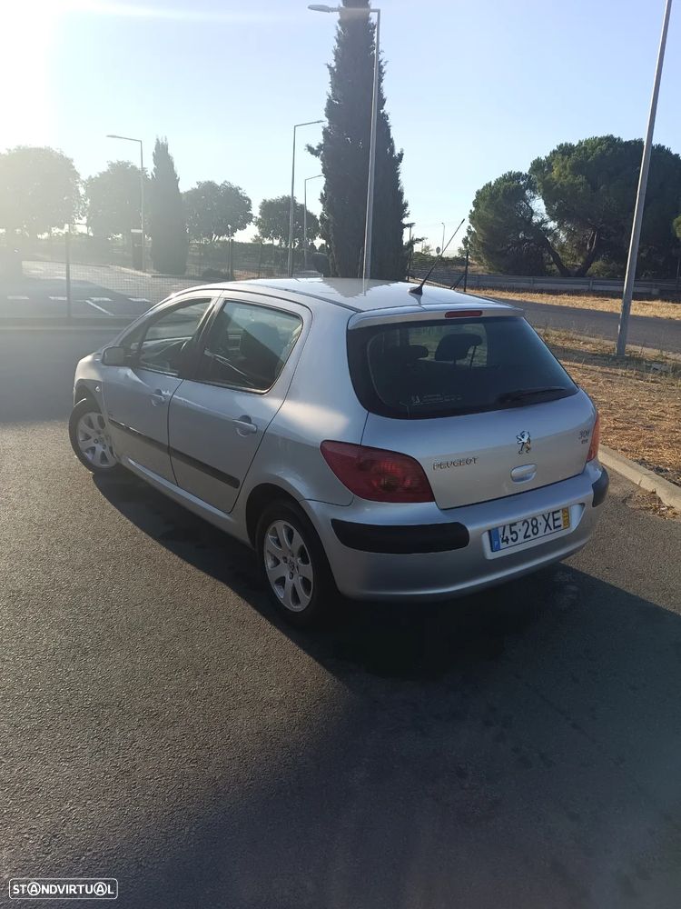 Peugeot 307 1.4 HDi Navtech - 4