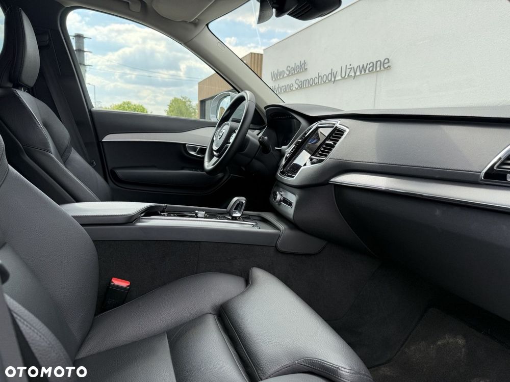 Volvo XC 90 - 16
