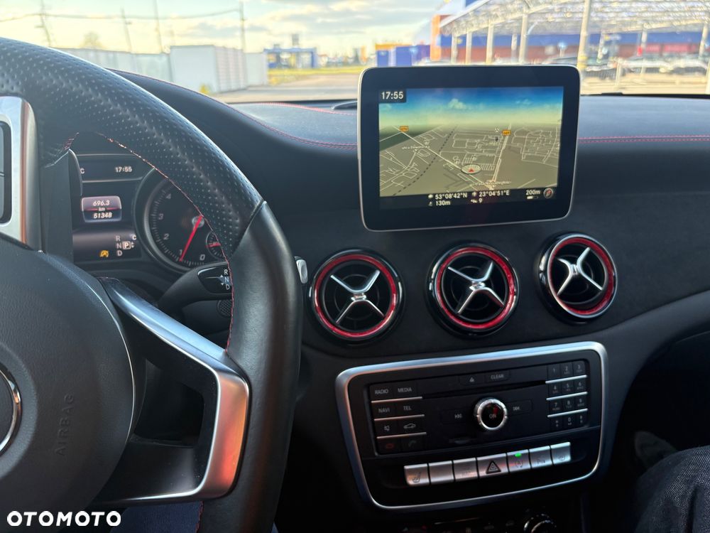 Mercedes-Benz CLA 250 4Matic 7G-DCT AMG Line - 9