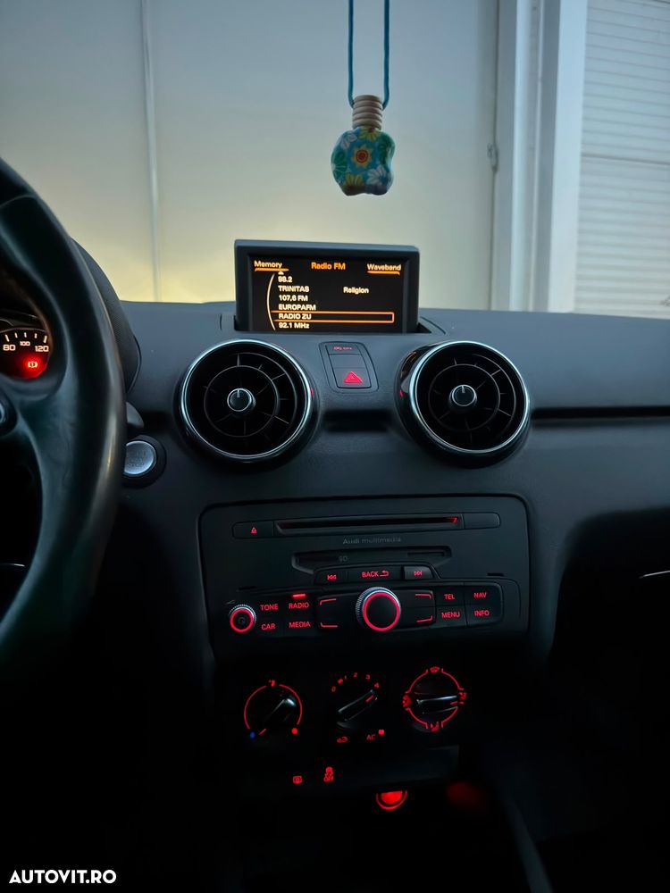 Audi A1 1.6 TDI Attraction - 5