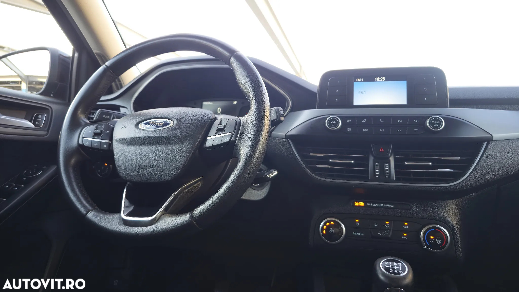 Ford Focus - 9