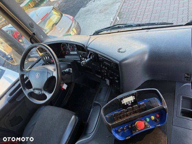 Scania P 230 4x2 Hds HMF 1220 - 11