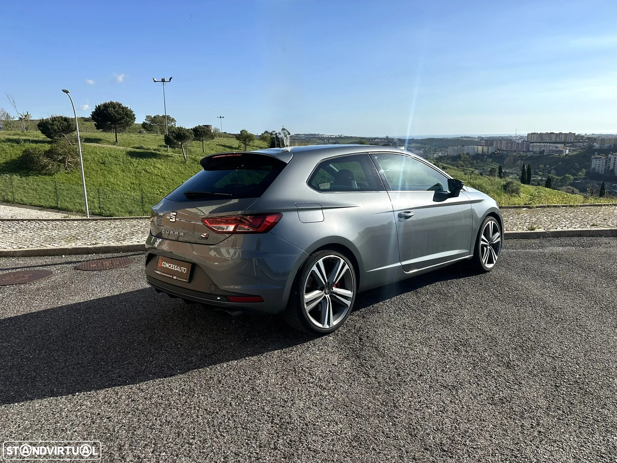 SEAT Leon SC 2.0 TSI S&S DSG Cupra 290 - 4
