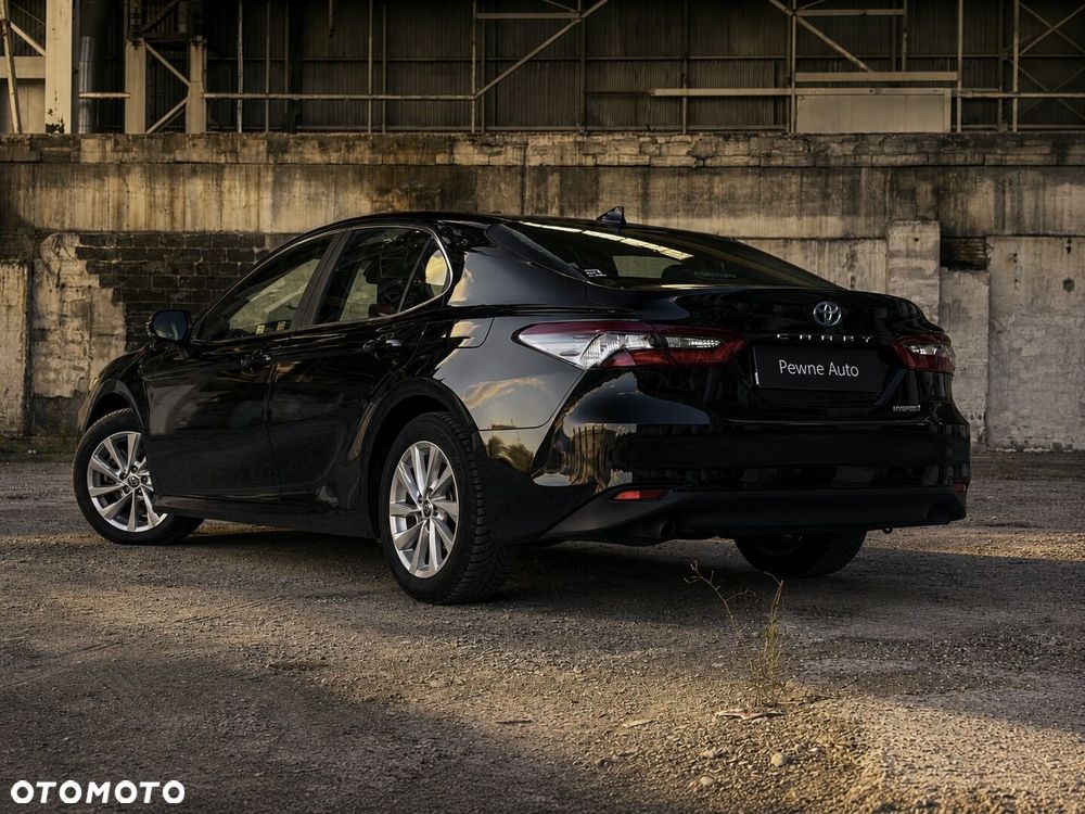 Toyota Camry 2.5 Hybrid Comfort CVT - 18
