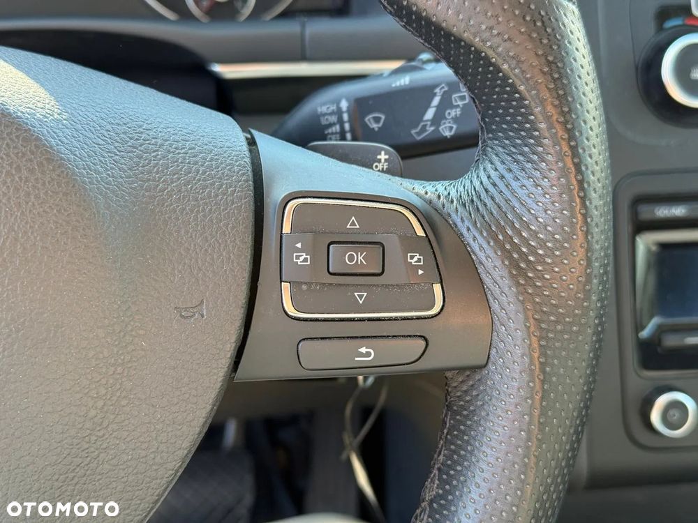 Volkswagen Touran 2.0 TDI DPF Highline Perfectline - 13