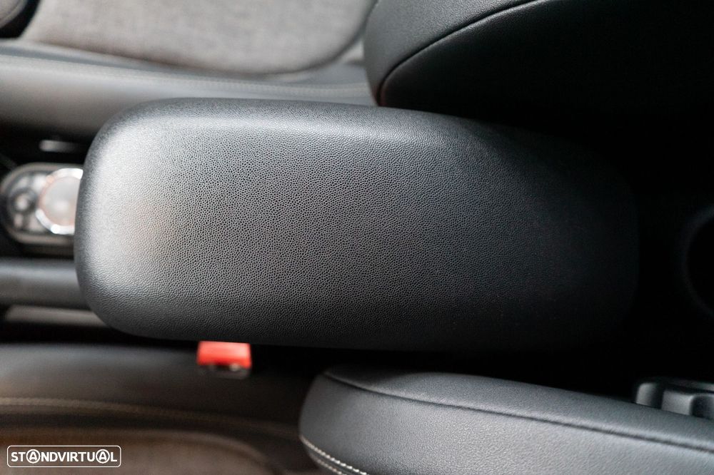 MINI 3 Portas Cooper S Auto - 35