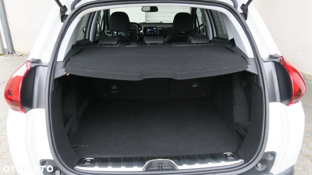 Peugeot 2008 1.2 Pure Tech Style S&S EAT6 - 14