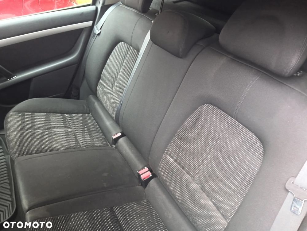 Peugeot 407 1.6 HDi Presence - 18